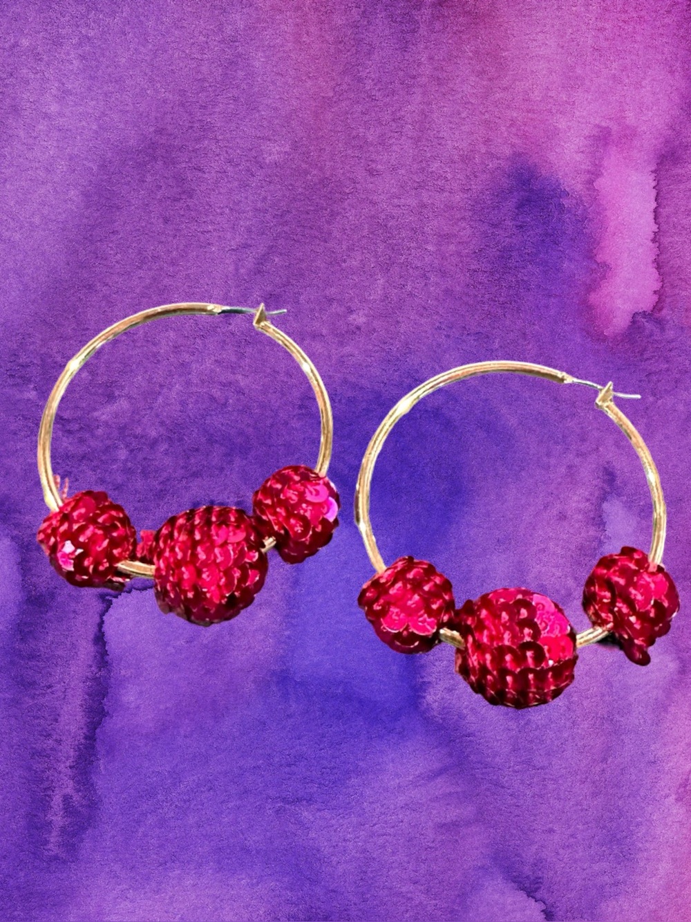 🆕Women’s Medium Gold and Hot Pink Sequin Hoop Earrings❤️❤️